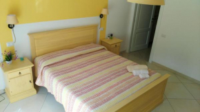  Sa Zodia Guest House  Битти